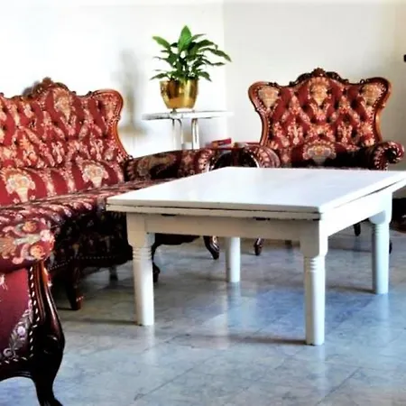 Hostal Montsoliu 3*